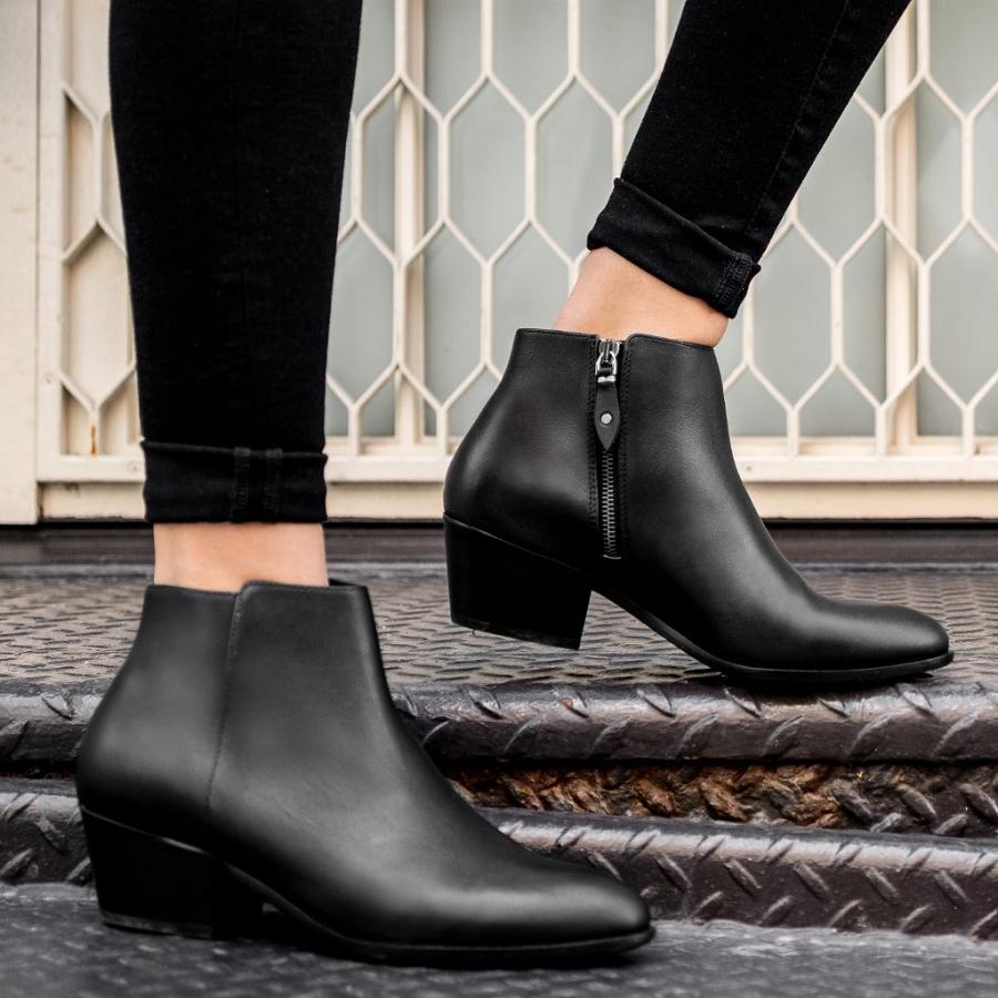 Black Thursday Downtown Leather Women's Booties | SG353BEX