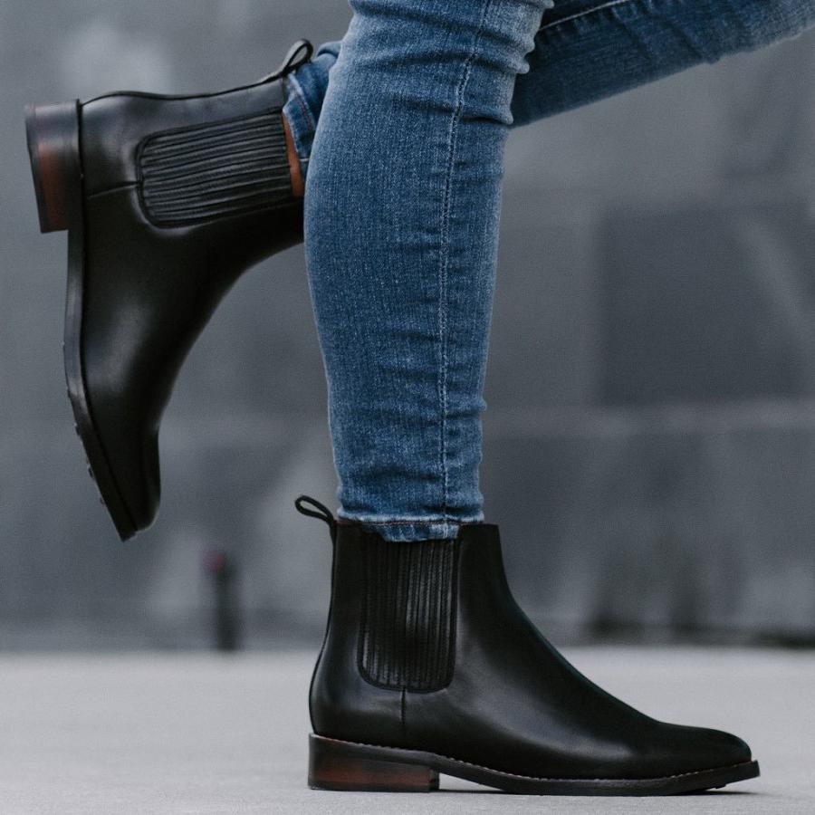 Black Thursday Dreamer Leather Women's Chelsea Boots | SG186OKI