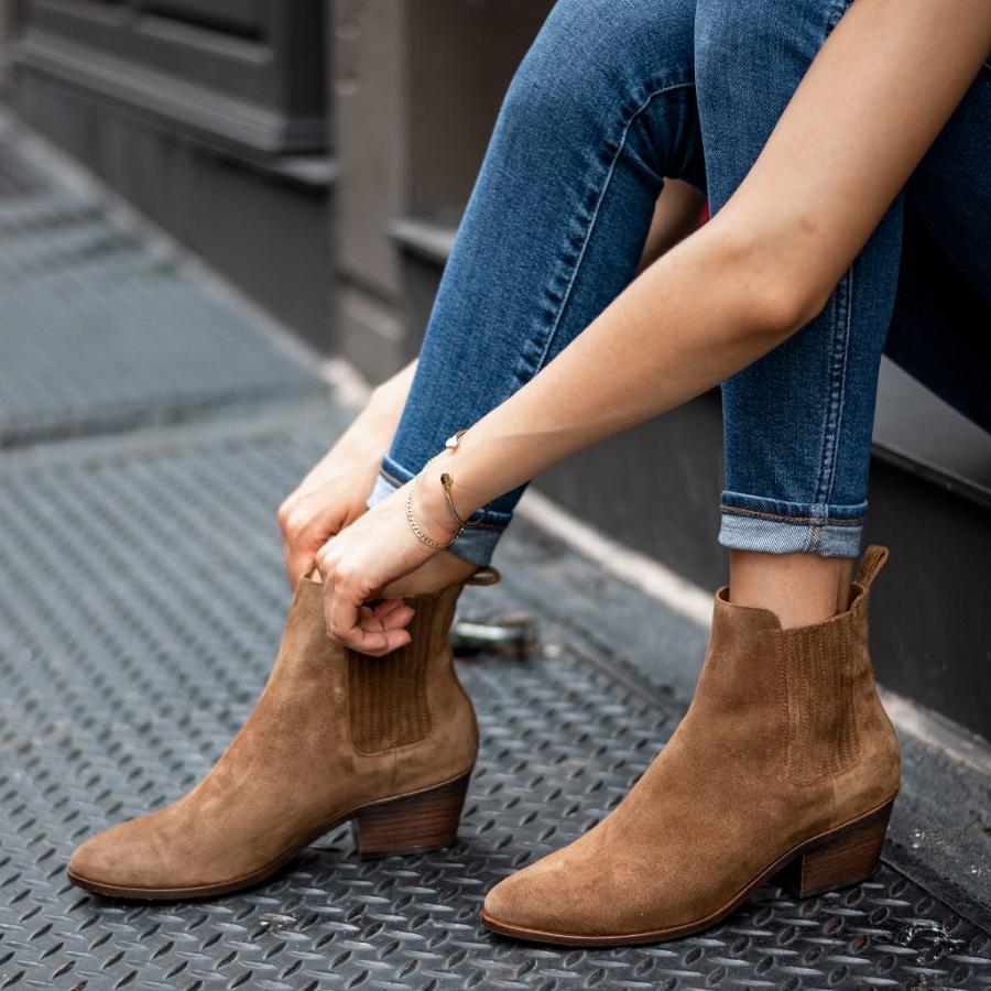 Brown Thursday Dreamer Suede Women's Chelsea Boots | SG360JPQ