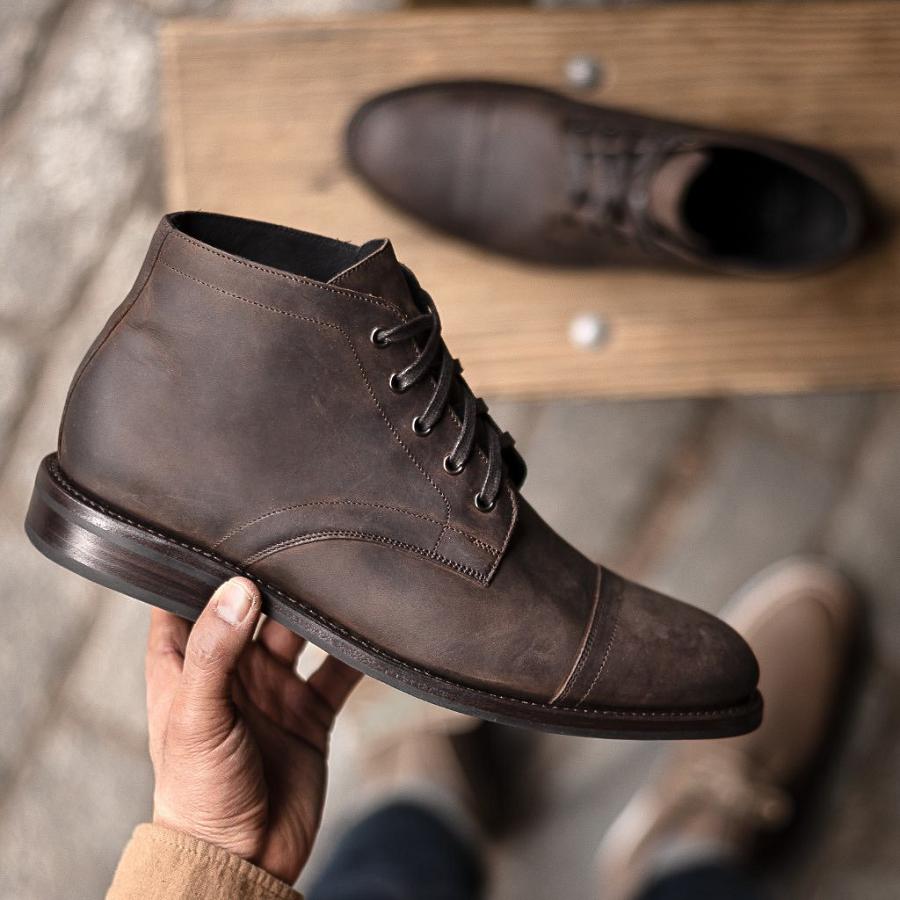 Coffee Thursday Cadet Leather Men's Chukka Boots | SG46LIS